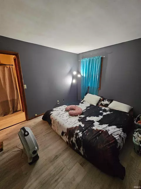 Bedroom - 1261 Daniel St, Wabash, IN 46992 photo 2 of 2
