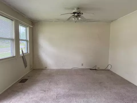 2824 Broadview Dr, Bedford, IN 47421 photo 4