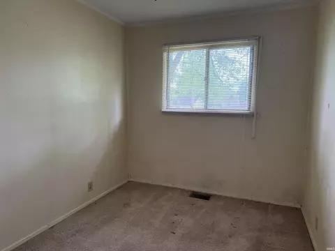 2824 Broadview Dr, Bedford, IN 47421 photo 6