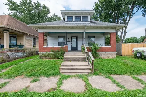 715 S 16th St, Terre Haute, IN 47807