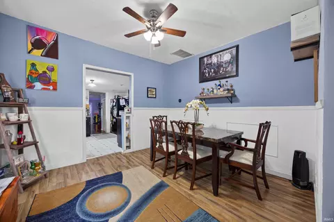 Dining - 617 S 8th St, Mitchell, IN 47446 photo 1 of 2