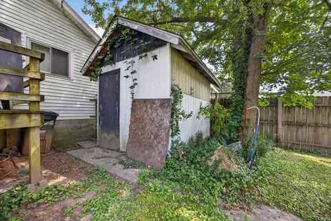 Exterior - 617 S 8th St, Mitchell, IN 47446 photo 13 of 16