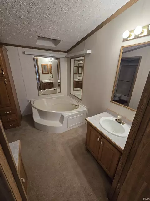 7472 Stogsdill Rd, Bloomington, IN 47404 photo 18