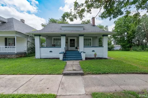 1723 Thompson Ave, Terre Haute, IN 47803