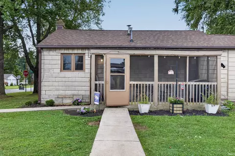 Exterior - 1201 W Warren St, Mitchell, IN 47446 photo 10 of 12
