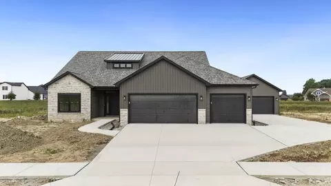 2851 Quinlado Ln, Fort Wayne, IN 46818