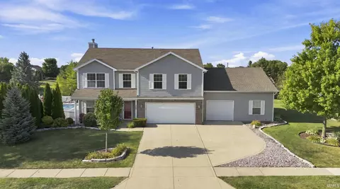 3520 Shadow Creek Dr, Fort Wayne, IN 46818