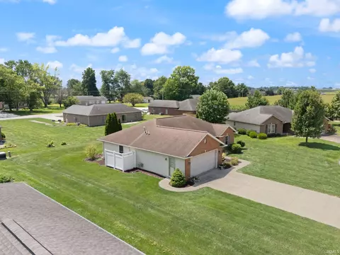 View/Area - 1448 Dexter Ct, Jasper, IN 47546 photo 5 of 11