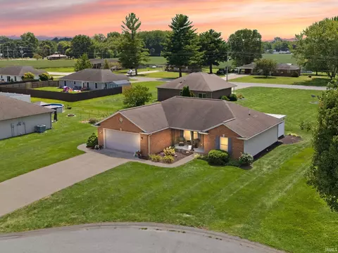 View/Area - 1448 Dexter Ct, Jasper, IN 47546 photo 1 of 11