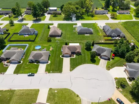 View/Area - 1448 Dexter Ct, Jasper, IN 47546 photo 2 of 11