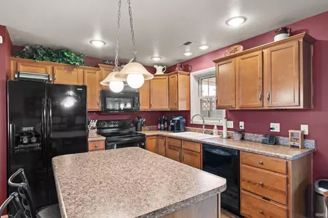 Kitchen - 1448 Dexter Ct, Jasper, IN 47546 photo 5 of 5