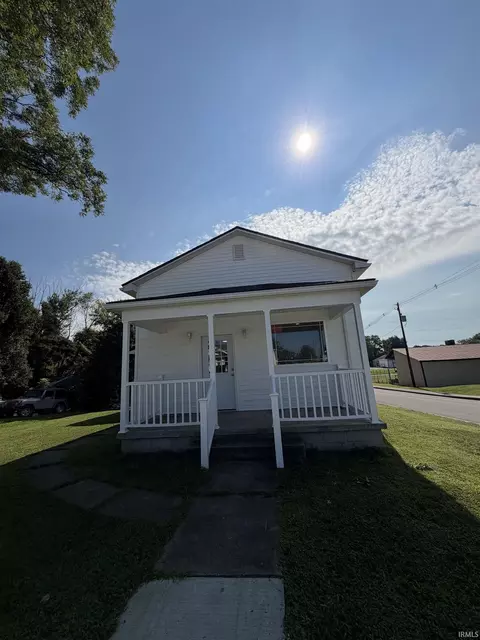 101 N Main St, Dale, IN 47523