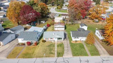 View/Area - 2526 Birk Dr, Jasper, IN 47546 photo 2 of 6