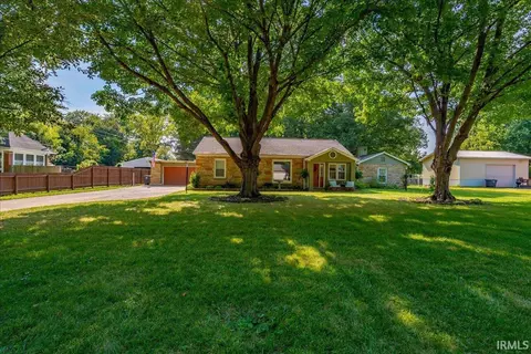 1101 Thompson Ave, Evansville, IN 47715