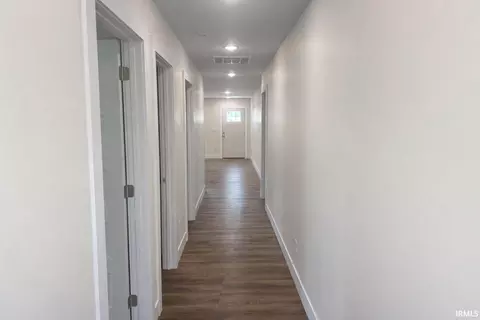 Entry Way - 511 College Ave, Mitchell, IN 47446 photo 1 of 1