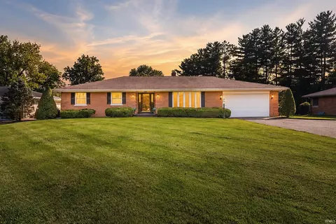 6841 Newburgh Rd, Evansville, IN 47715
