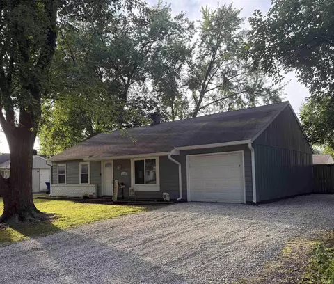 1210 Tepee Dr, Kokomo, IN 46902