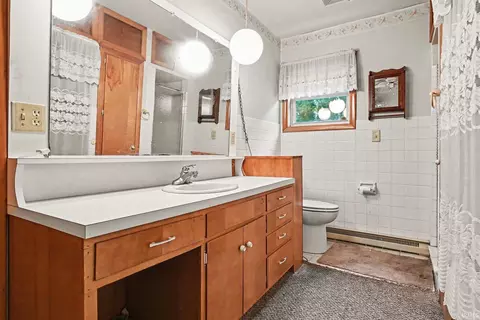 Bath - 121 E Orange St, Cromwell, IN 46732 photo 1 of 1
