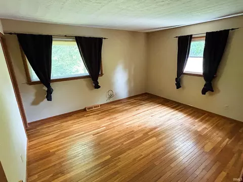 Bedroom - 1517 Elliston Dr, Bloomington, IN 47401 photo 1 of 9