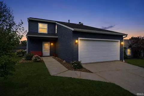 2115 Cortez Dr, Kendallville, IN 46755
