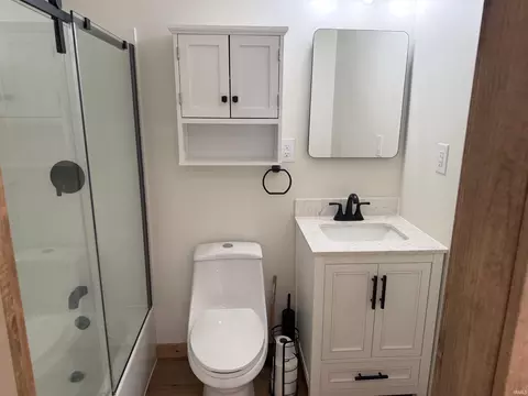 Bath - 516 N Maple St, Argos, IN 46501 photo 1 of 1