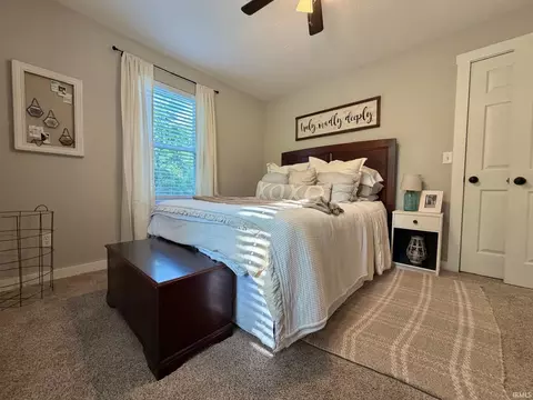 Bedroom - 1115 Lafayette Ave, Oolitic, IN 47451 photo 6 of 6