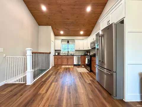 Entry Way - 1115 Lafayette Ave, Oolitic, IN 47451 photo 4 of 5