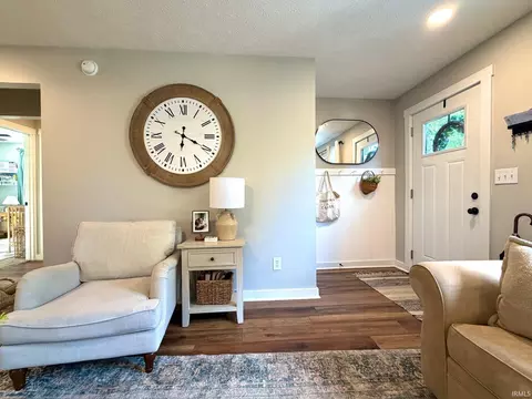 Entry Way - 1115 Lafayette Ave, Oolitic, IN 47451 photo 2 of 5