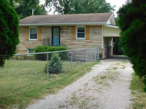 Exterior - 320 20th St, Bedford, IN 47421 photo 4 of 4