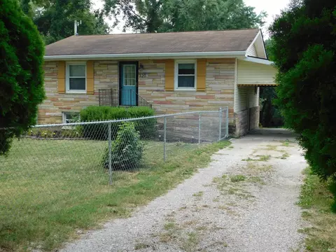 Exterior - 320 20th St, Bedford, IN 47421 photo 5 of 5