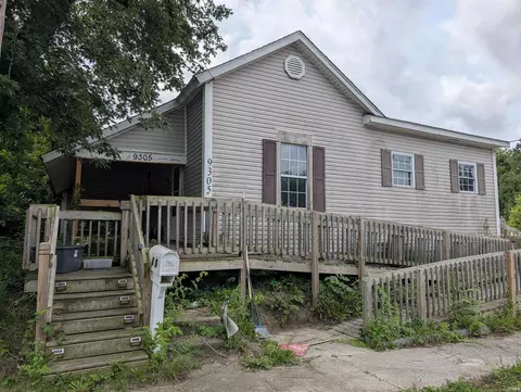 9305 W Arch St, Yorktown, IN 47396