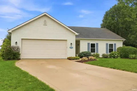 3805 Stanton Hall Pkwy, Fort Wayne, IN 46815