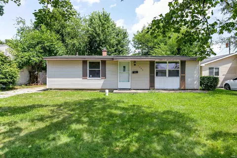 1308 Browne Ln, South Bend, IN 46615