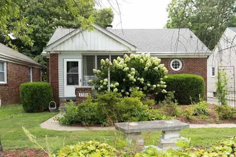 2723 Stringtown Rd, Evansville, IN 47711