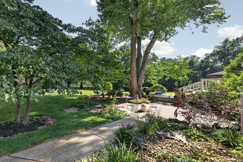 Exterior - 306 E Oliver Dr, Bloomington, IN 47408 photo 13 of 17