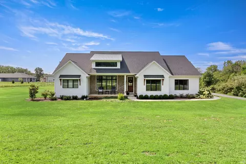 8948 E 600 S, Upland, IN 46989