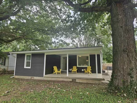 2701 S Weinbach Ave, Evansville, IN 47714