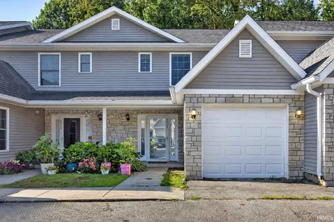 5715 W Vinca Ln, Ellettsville, IN 47429