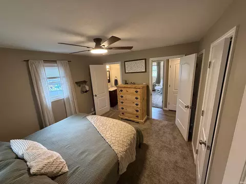 Bedroom - 1627 S Meridian Rd, Mitchell, IN 47446 photo 2 of 4