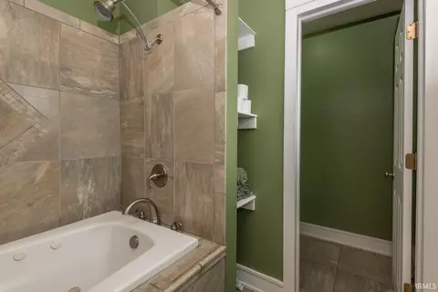 Bath - 730 W Howe St, Bloomington, IN 47403 photo 4 of 7