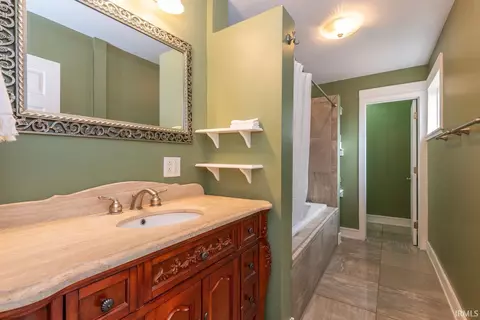 Bath - 730 W Howe St, Bloomington, IN 47403 photo 2 of 7