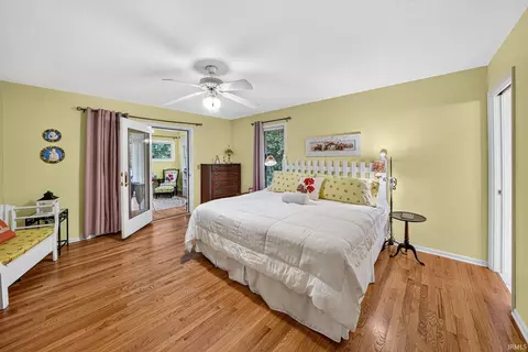 Bedroom - 51973 Fall Creek Dr, Granger, IN 46530 photo 7 of 8