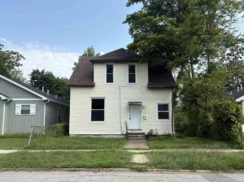 712 Taylor Ave, Evansville, IN 47713