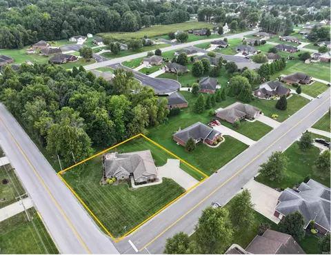 View/Area - 1453 Summit St, Jasper, IN 47546 photo 2 of 4