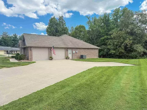 Exterior - 1453 Summit St, Jasper, IN 47546 photo 5 of 12