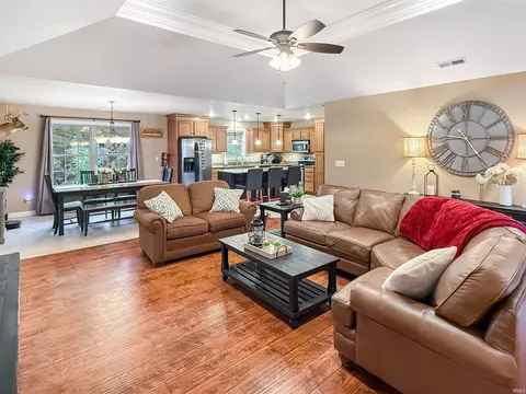 Living - 1453 Summit St, Jasper, IN 47546 photo 2 of 2