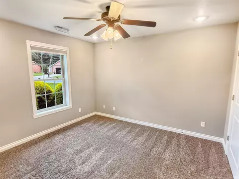 Bedroom - 1453 Summit St, Jasper, IN 47546 photo 6 of 7