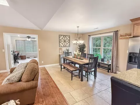 Dining - 1453 Summit St, Jasper, IN 47546 photo 3 of 3