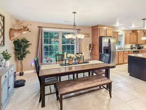 Dining - 1453 Summit St, Jasper, IN 47546 photo 1 of 3
