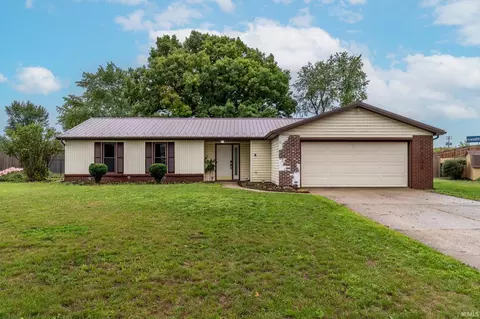 14928 Mercury Ln, Huntertown, IN 46748
